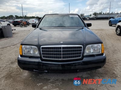 Piąte zdjęcie samochodu w środku: 1992 MERCEDES-BENZ 500 SEL VIN:WDBGA51E5NA042294 - miniatura