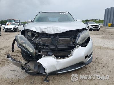 Piąte zdjęcie samochodu w środku: 2016 NISSAN ROGUE S VIN:5N1AT2MT8GC895267 - miniatura