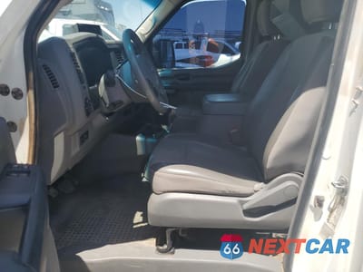 Zdjęcie 7 z 14 samochodu: 2018 NISSAN NV 2500 S VIN:1N6AF0LY0JN816308 - miniatura