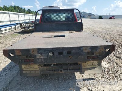 Zdjęcie 6 z 14 samochodu: 2003 CHEVROLET SILVERADO K3500 VIN:1GBJK34103E116930 - miniatura