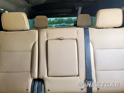 Zdjęcie 10 z 15 samochodu: 2023 CHEVROLET SUBURBAN K1500 PREMIER VIN:1GNSKFKD3PR125156 - miniatura