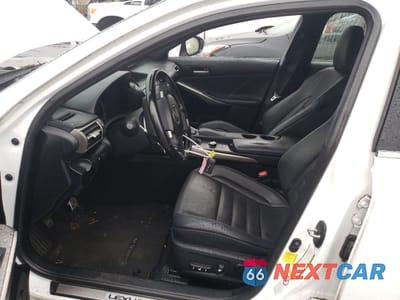 Zdjęcie 7 z 12 samochodu: 2016 LEXUS IS 200T VIN:JTHBA1D23G5038423 - miniatura
