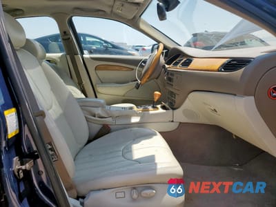 Zdjęcie 7 z 14 samochodu: 2001 JAGUAR S-TYPE VIN:SAJDA01D71GL79234 - miniatura