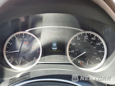 Zdjęcie 9 z 13 samochodu: 2017 NISSAN SENTRA S VIN:3N1AB7AP1HY306146 - miniatura