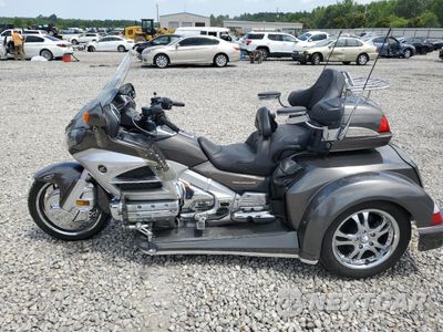 Trzecie zdjęcie samochodu z tyłu: 2013 HONDA GL1800 G VIN:JH2SC68G6DK101176 - miniatura