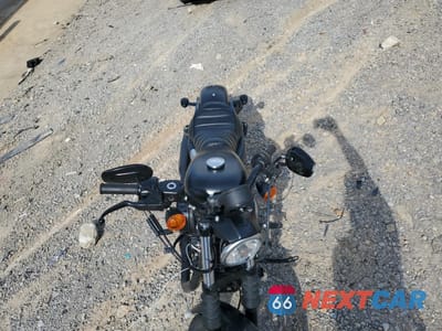 Piąte zdjęcie samochodu w środku: 2017 HARLEY-DAVIDSON XL883 IRON 883 VIN:1HD4LE211HC437459 - miniatura