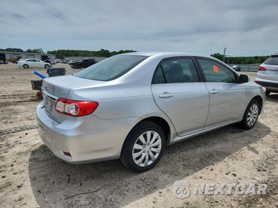 Trzecie zdjęcie samochodu z tyłu: 2013 TOYOTA COROLLA BASE VIN:5YFBU4EE7DP162809 - miniatura