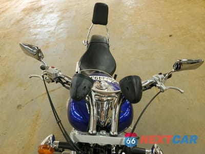 Piąte zdjęcie samochodu w środku: 2015 HONDA VT1300 CR VIN:JH2SC660XFK500049 - miniatura