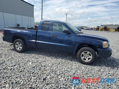 Czwarte zdjęcie samochodu z boku: 2007 DODGE DAKOTA SLT VIN:1D7HE42K57S123257 - miniatura