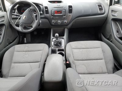 Zdjęcie 8 z 15 samochodu: 2017 KIA FORTE LX VIN:3KPFK4A75HE058275 - miniatura