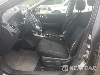 Zdjęcie 7 z 15 samochodu: 2019 NISSAN SENTRA S VIN:3N1AB7AP9KL628408 - miniatura