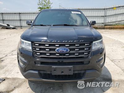 Piąte zdjęcie samochodu w środku: 2017 FORD EXPLORER XLT VIN:1FM5K7D81HGE24536 - miniatura