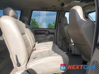 Zdjęcie 11 z 15 samochodu: 2005 FORD EXCURSION LIMITED VIN:1FMSU43P65EB45031 - miniatura