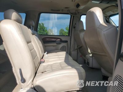 Zdjęcie 11 z 15 samochodu: 2005 FORD EXCURSION LIMITED VIN:1FMSU43P65EB45031 - miniatura