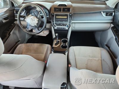 Zdjęcie 8 z 15 samochodu: 2012 TOYOTA CAMRY BASE VIN:4T4BF1FK3CR184113 - miniatura