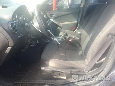 Zdjęcie 7 z 12 samochodu: 2009 PONTIAC G6 VIN:1G2ZJ57B494273686 - miniatura