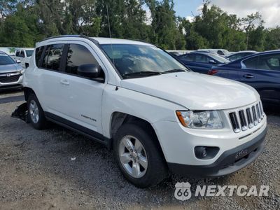 Czwarte zdjęcie samochodu z boku: 2014 JEEP COMPASS SPORT VIN:1C4NJCBA6ED594426 - miniatura