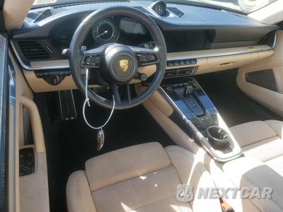 Zdjęcie 8 z 14 samochodu: 2021 PORSCHE 911 TARGA 4S VIN:WP0BB2A92MS235716 - miniatura