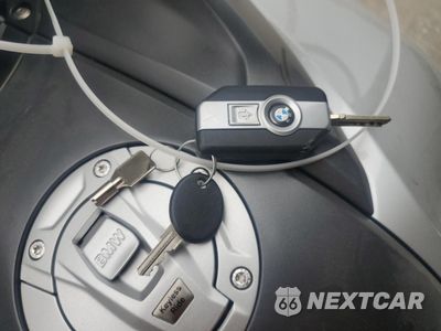 Zdjęcie 8 z 10 samochodu: 2020 BMW K1600 GT VIN:WB10F1105LZ543070 - miniatura
