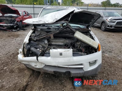 Piąte zdjęcie samochodu w środku: 2005 SATURN VUE VIN:5GZCZ53465S855147 - miniatura