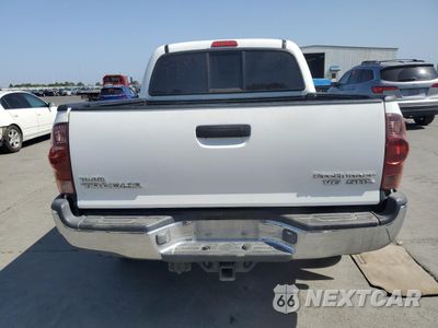 Zdjęcie 6 z 14 samochodu: 2006 TOYOTA TACOMA DOUBLE CAB PRERUNNER VIN:5TEJU62N06Z307908 - miniatura