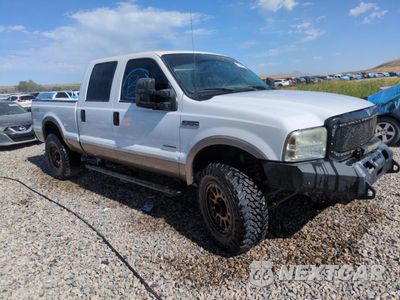Czwarte zdjęcie samochodu z boku: 2006 FORD F250 SUPER DUTY VIN:1FTSW21P96ED13512 - miniatura