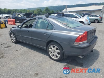 Drugie zdjęcie samochodu z przodu: 2004 VOLVO S60 2.5T VIN:YV1RH59H342396967 - miniatura