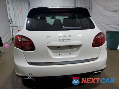 Zdjęcie 6 z 15 samochodu: 2012 PORSCHE CAYENNE VIN:WP1AA2A27CLA00916 - miniatura