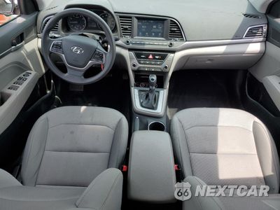 Zdjęcie 8 z 12 samochodu: 2017 HYUNDAI ELANTRA SE VIN:5NPD84LF1HH076360 - miniatura