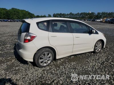 Trzecie zdjęcie samochodu z tyłu: 2009 HONDA FIT SPORT VIN:JHMGE884X9S051639 - miniatura