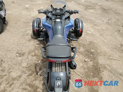 Zdjęcie 6 z 8 samochodu: 2017 CAN-AM SPYDER ROADSTER F3 VIN:2BXRDCD26HV000005 - miniatura