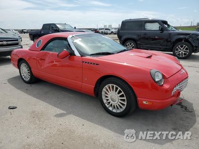 Czwarte zdjęcie samochodu z boku: 2004 FORD THUNDERBIRD VIN:1FAHP60A14Y106299 - miniatura