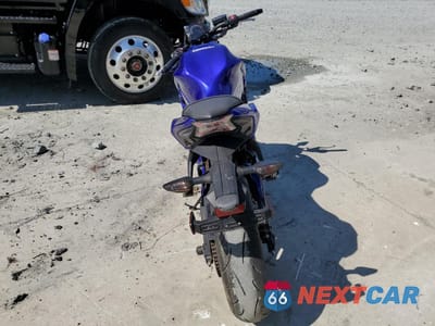 Czwarte zdjęcie samochodu z boku: 2019 KAWASAKI ER650 G VIN:JKAEREG13KDA02874 - miniatura