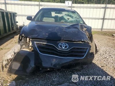 Piąte zdjęcie samochodu w środku: 2011 TOYOTA CAMRY BASE VIN:4T1BF3EK0BU157859 - miniatura