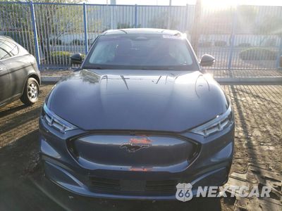 Piąte zdjęcie samochodu w środku: 2021 FORD MUSTANG MACH-E PREMIUM VIN:3FMTK3RM2MMA24488 - miniatura