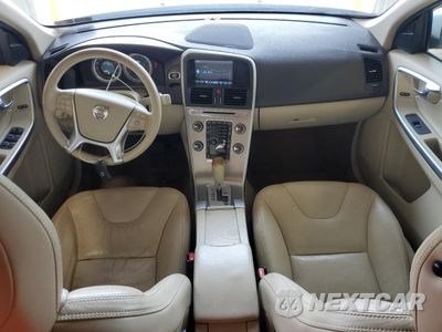 Zdjęcie 8 z 14 samochodu: 2012 VOLVO XC60 T6 VIN:YV4902DZ5C2242686 - miniatura