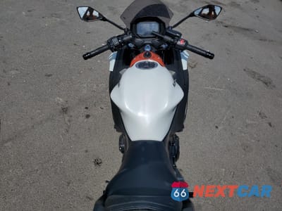 Zdjęcie 6 z 10 samochodu: 2023 KAWASAKI EX650 R VIN:ML5EXER12PDA90780 - miniatura