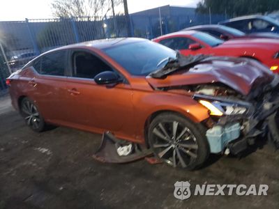 Czwarte zdjęcie samochodu z boku: 2020 NISSAN ALTIMA SR VIN:1N4BL4CVXLC191949 - miniatura