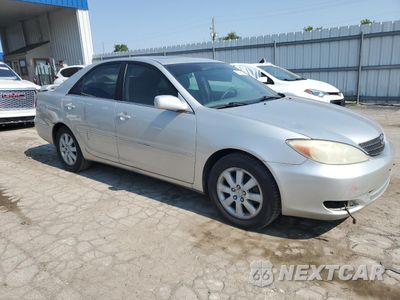 Czwarte zdjęcie samochodu z boku: 2003 TOYOTA CAMRY LE VIN:4T1BE30K04U796837 - miniatura