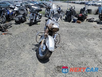 Drugie zdjęcie samochodu z przodu: 2004 HARLEY-DAVIDSON FLSTCI VIN:1HD1BWB154Y071272 - miniatura