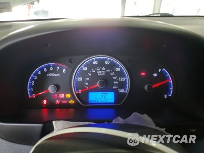 Zdjęcie 9 z 12 samochodu: 2010 HYUNDAI ELANTRA BLUE VIN:KMHDU4AD8AU030481 - miniatura