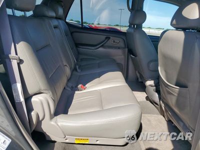 Zdjęcie 10 z 12 samochodu: 2003 TOYOTA SEQUOIA SR5 VIN:5TDZT34A23S157890 - miniatura