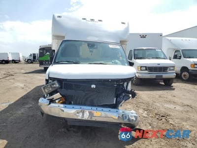 Piąte zdjęcie samochodu w środku: 2022 CHEVROLET EXPRESS G3500 VIN:1HA3GTC73NN006688 - miniatura