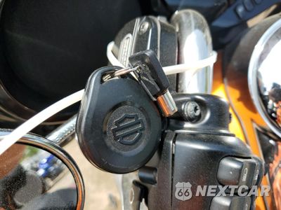 Zdjęcie 8 z 9 samochodu: 2014 HARLEY-DAVIDSON FLHTK ELECTRA GLIDE ULTRA LIMITED VIN:1HD1KEL18EB675198 - miniatura