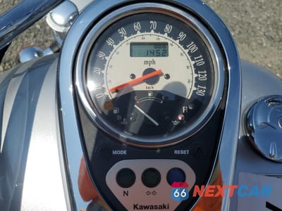 Zdjęcie 7 z 9 samochodu: 2006 KAWASAKI VN900 B VIN:JKAVN2B196A007762 - miniatura