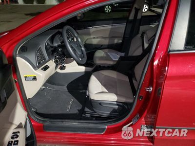Zdjęcie 7 z 12 samochodu: 2018 HYUNDAI ELANTRA SE VIN:KMHD74LF9JU600252 - miniatura