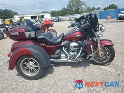 2016 HARLEY-DAVIDSON FLHTCUTG TRI GLIDE ULTRA 1HD1MAL17GB857982 - główne zdjęcie licytacji z USA - miniatura