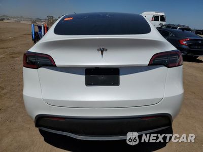 Zdjęcie 6 z 15 samochodu: 2025 TESLA MODEL Y VIN:7SAYGDED9SF232427 - miniatura