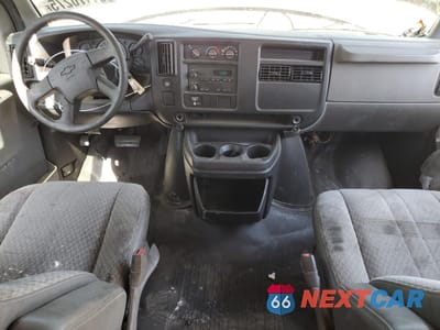 Zdjęcie 8 z 13 samochodu: 2006 CHEVROLET EXPRESS G3500 VIN:1GCHG35V561237574 - miniatura