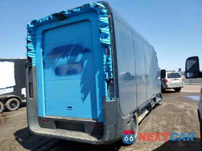 Trzecie zdjęcie samochodu z tyłu: 2023 RIVIAN EDV 700 VIN:7FCEHEB72PN009084 - miniatura